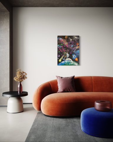 Moderne Wohnlandschaft mit runder orangefarbener Couch und buntem Kunstwerk an der Wand.
